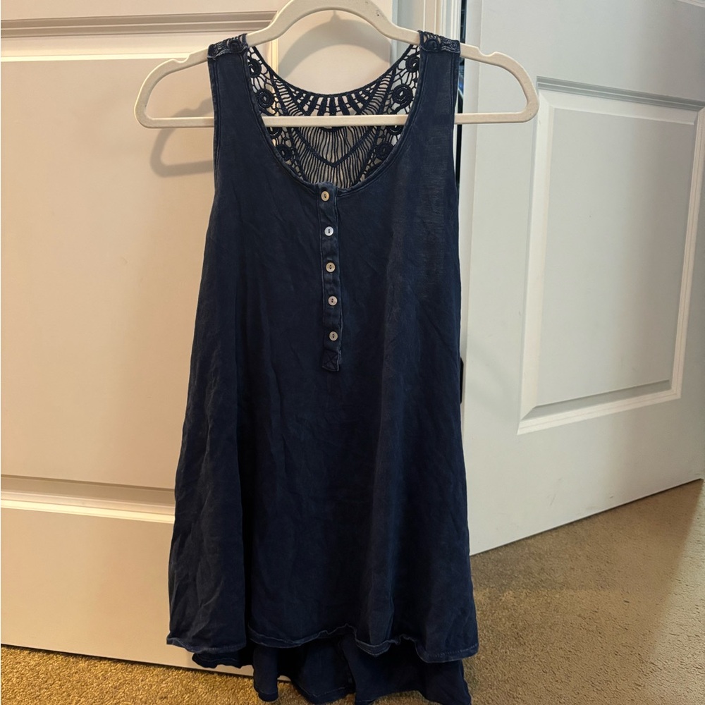 Anthropologie Eri + Ali medium Navy Blue Sleeveless Top with back lacing.